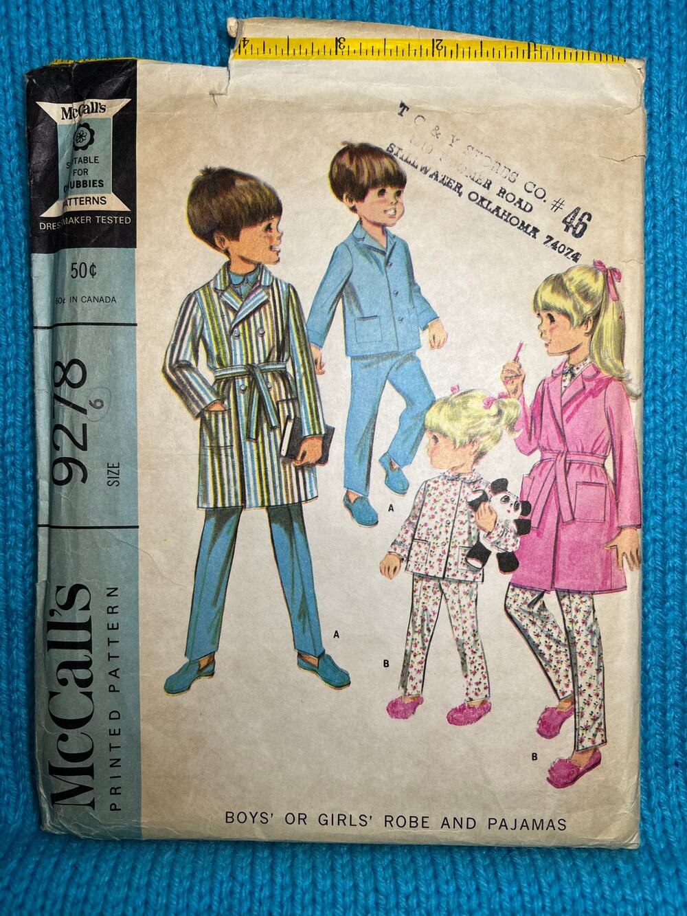 McCalls 9278 Sewing pattern kids pajamas robe size 6